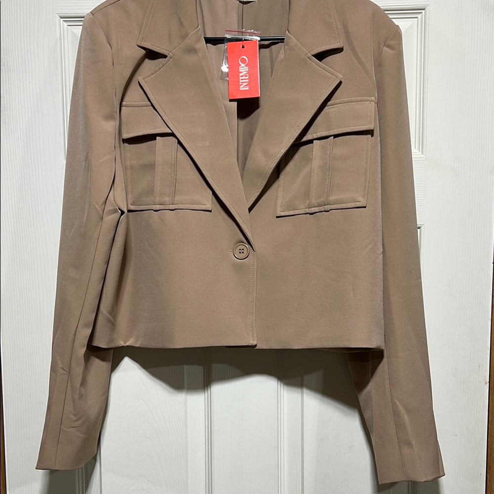 Women's Tan Jacket